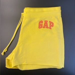 GAP : Ladies Logo Shorts